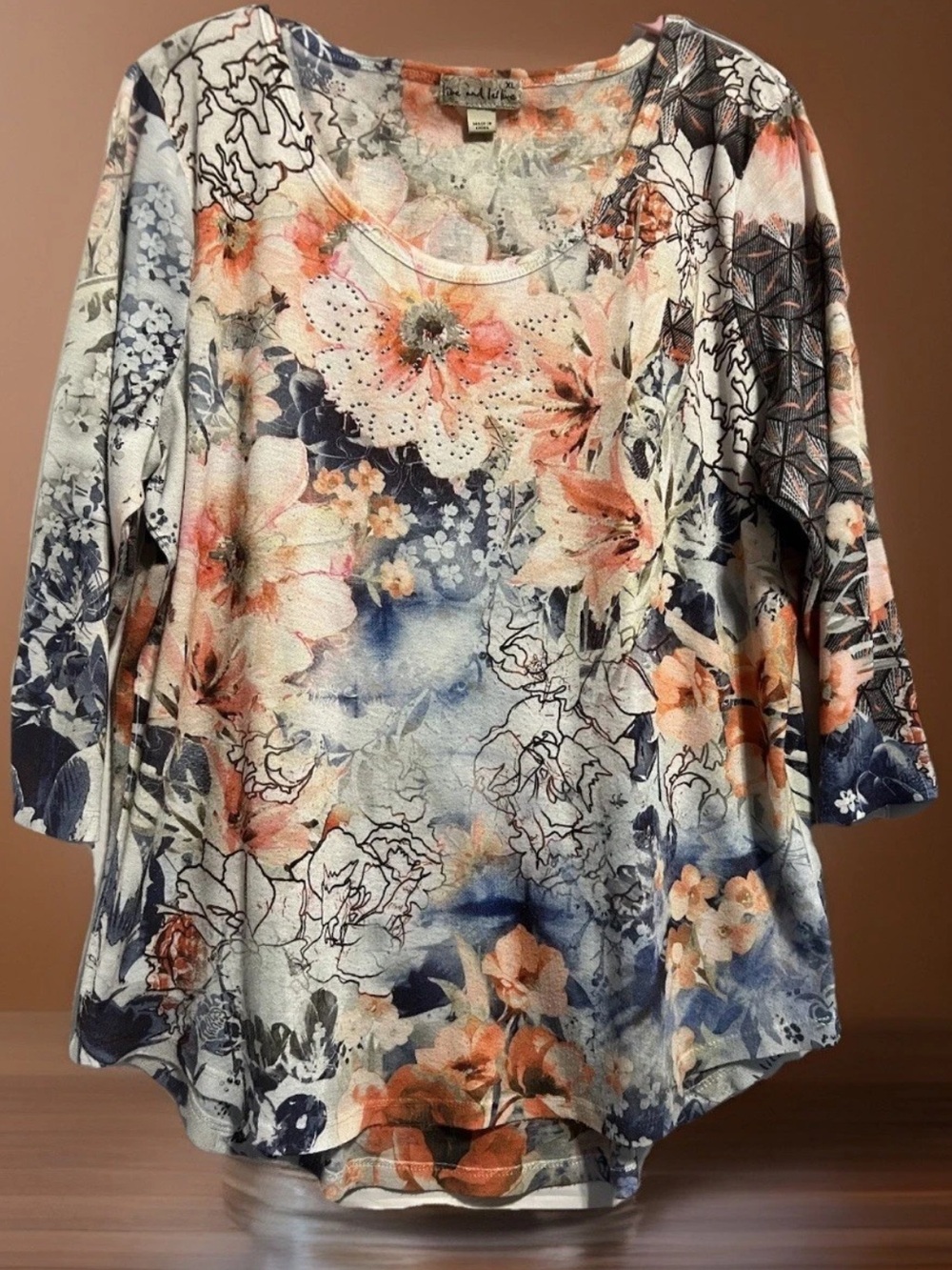 Forest Fairy Floral Print Scoop Neck Women’s Top - Peach & Navy, Sz XL